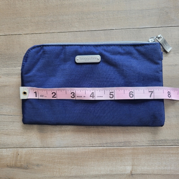 Baggallini Crossbody & Wallet RFID Medium Multi-Compartment Nylon Navy Blue - Picture 14 of 14